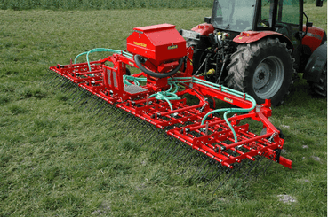 Semis - Semis pour couvert végétal - Semoir pneumatique P-BOX -  CHOPSTAR SEEDER