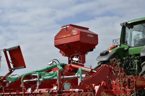 Semis - Semis pour couvert végétal - Semoir pneumatique P-BOX -  CHOPSTAR SEEDER