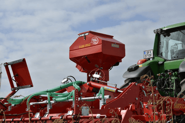 Semis - Semis pour couvert végétal - Semoir pneumatique P-BOX -  CHOPSTAR SEEDER